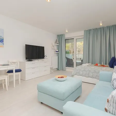 Pearl Z Tarasem Od Strony Morza By Renters